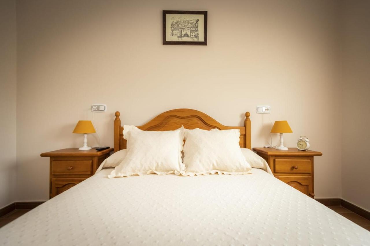Santa Marina  Apartamentos Pumarin מראה חיצוני תמונה