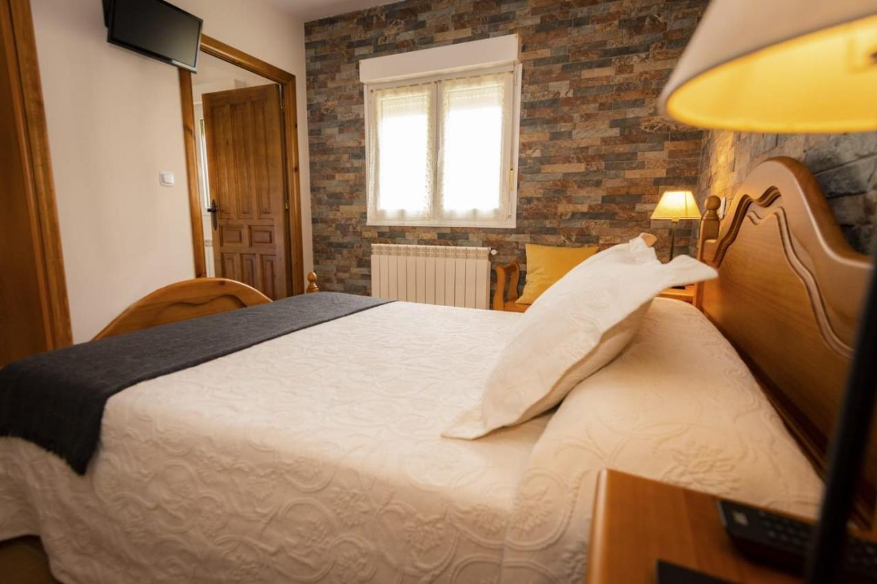 Santa Marina  Apartamentos Pumarin מראה חיצוני תמונה