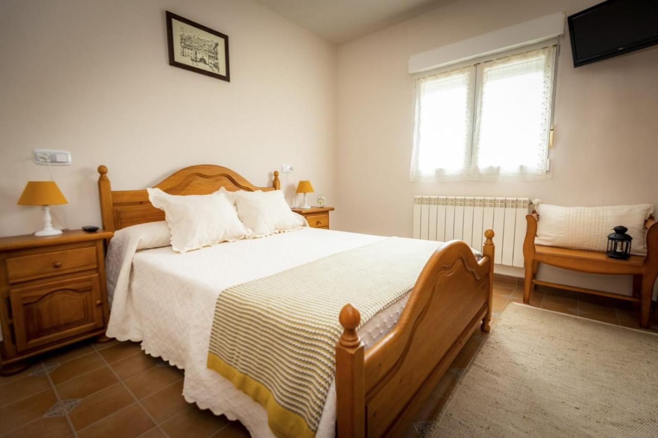 Santa Marina  Apartamentos Pumarin מראה חיצוני תמונה